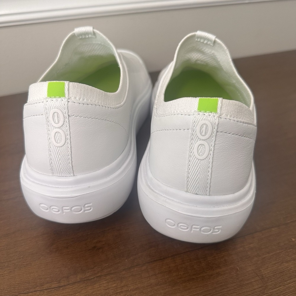 OOFOS Women Club+ Leather Slip-On Recovery Shoes Sneakers 9 White Comfort Laces - Picture 4 of 8